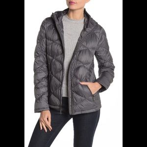 Michael Kors Packable Hooded Quilted Down Jacket